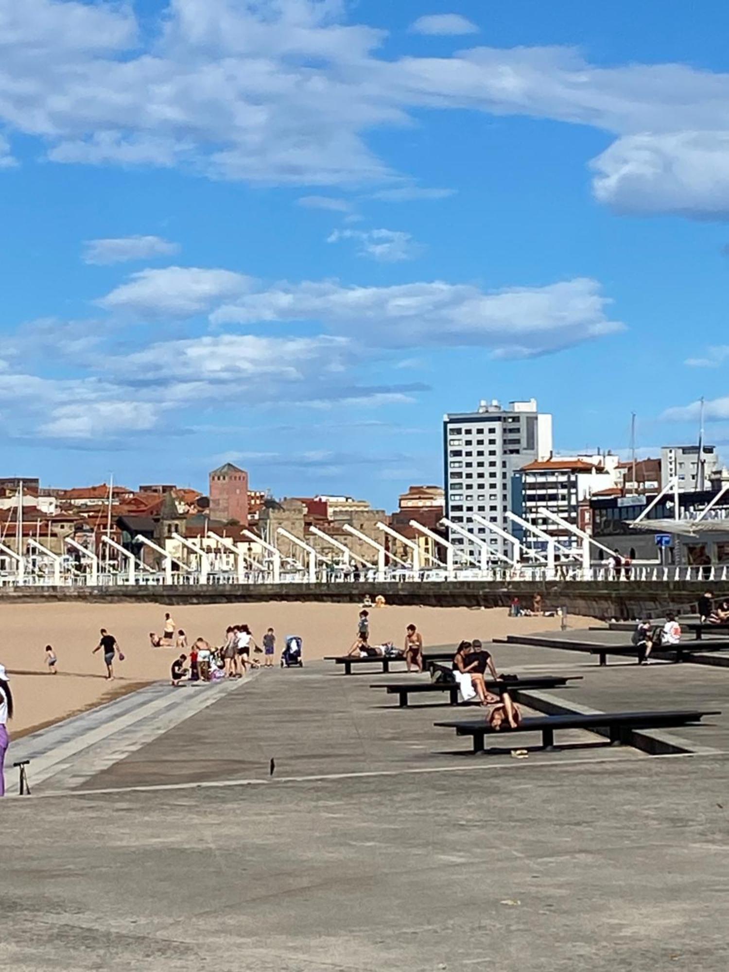 Poniente Beach Gijón Exterior foto